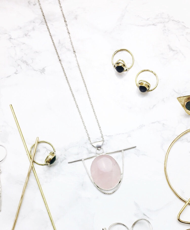 Geo Love Necklace - Luni